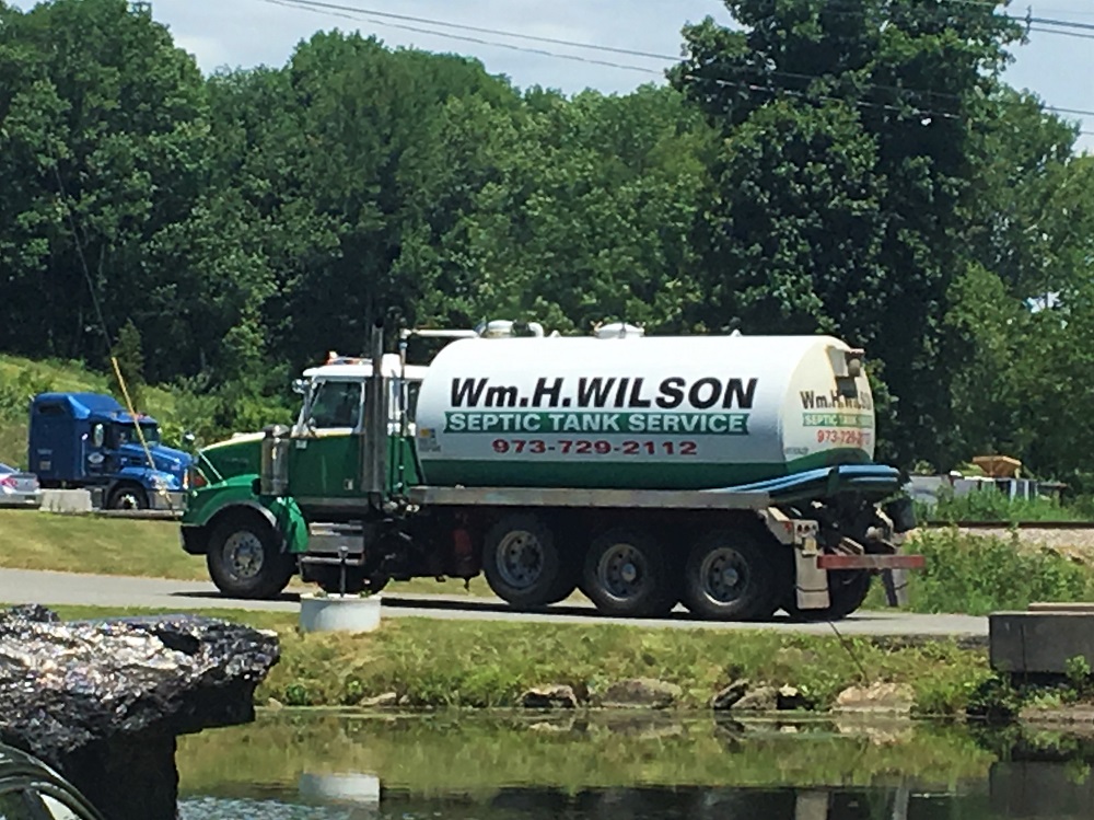 septic pumping byram nj