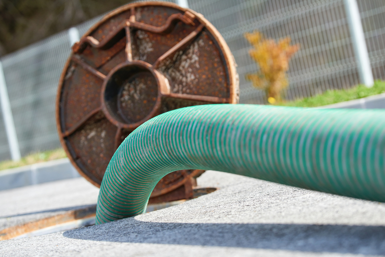 Septic tank pumping in Sparta Township